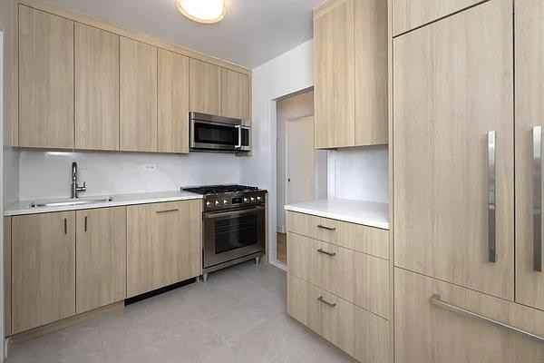 W End Ave #1506 - Photo 3 of 16