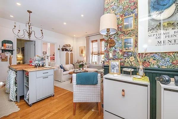 W 85th St #6-14 - Photo 4 of 20