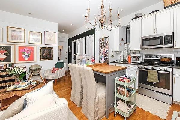 W 85th St #6-14 - Photo 6 of 20