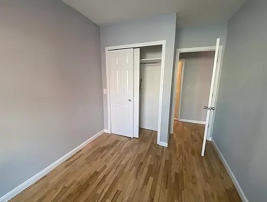 E 75th St #1C - Photo 2 of 20