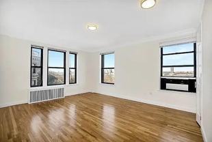 Riverside Dr #5B - Photo 1 of 1