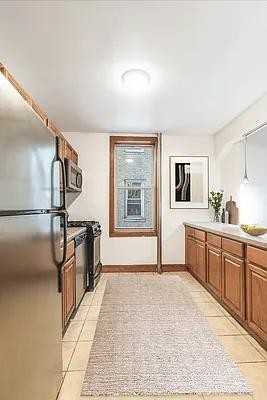 W 92nd St #6L - Photo 2 of 14