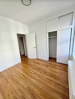 E 82nd St #5A - Photo 6 of 20