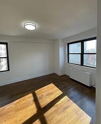 E 88th St #9A - Photo 5 of 20