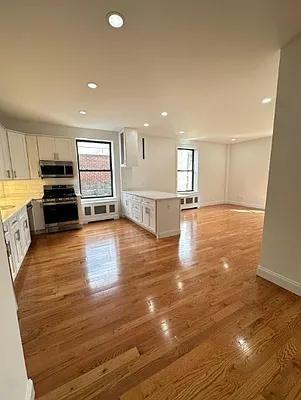 Riverside Dr #9B - Photo 3 of 14