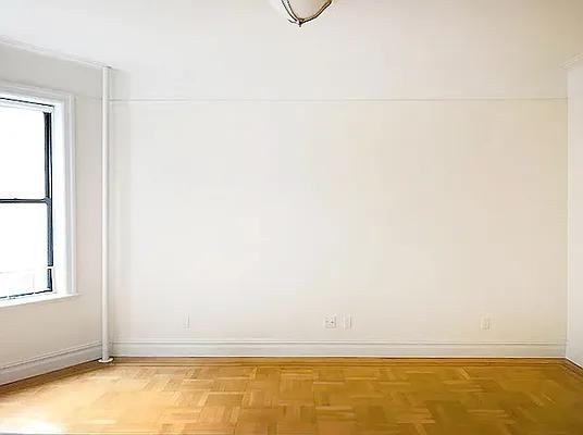 Riverside Dr #9F - Photo 5 of 20