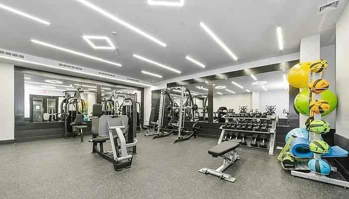 Eagle St #7N - Photo 6 of 17