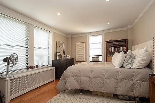 W 88th St #15F - Photo 5 of 20