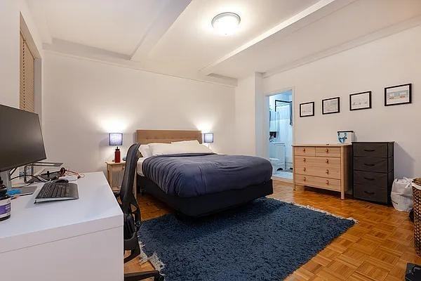 W 88th St #4D - Photo 6 of 20