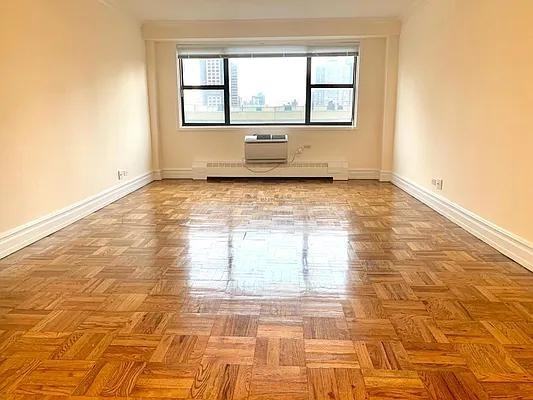 E 79th St #16C - Photo 7 of 15