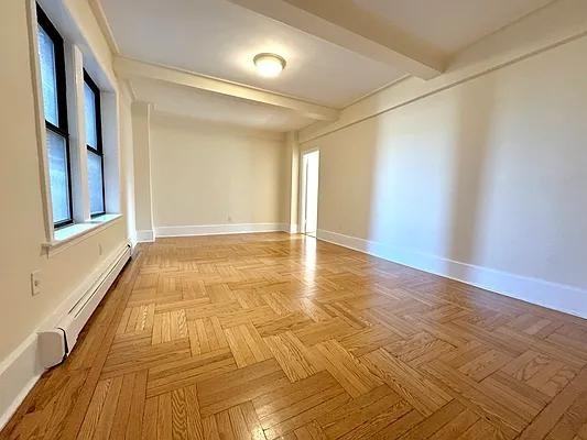 W 79th St #6A - Photo 2 of 13