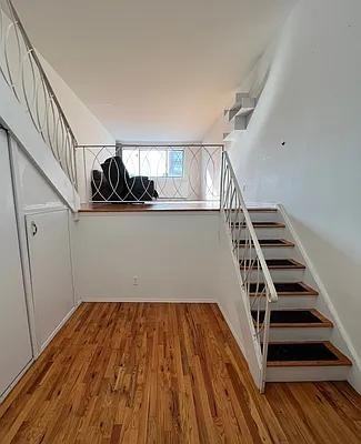 E 64th St #612 - Photo 6 of 17