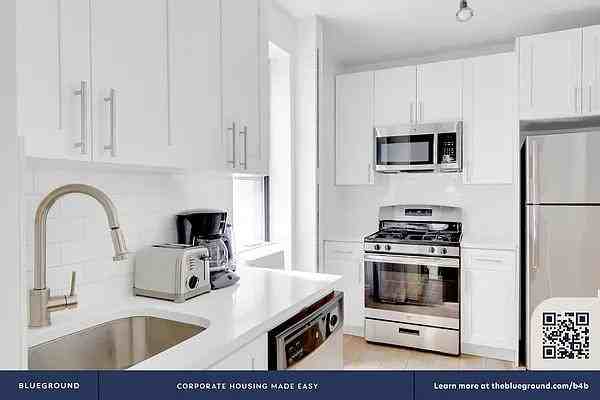 Joralemon St #2F - Photo 5 of 20