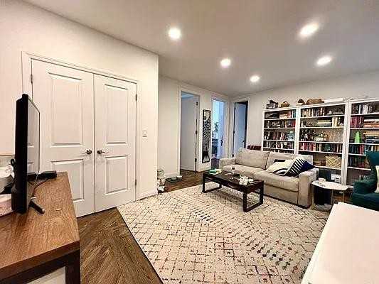 Joralemon St #2B - Photo 3 of 20