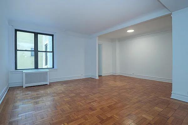 Riverside Dr #9L - Photo 4 of 20