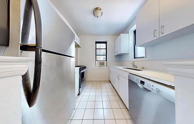 W End Ave #7MS - Photo 6 of 9