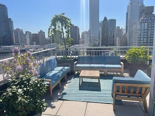 W End Ave #25B - Photo 5 of 20