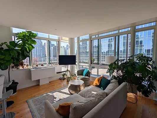 W End Ave #25B - Photo 6 of 20