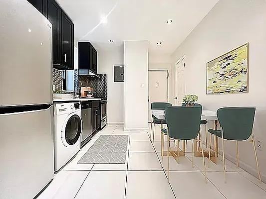 W 105th St #3F - Photo 3 of 20