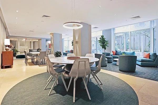 Broadway #12G - Photo 7 of 11