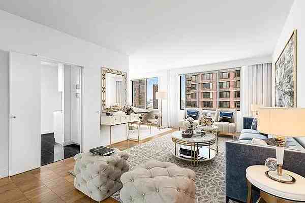 York Ave #32H - Photo 2 of 10