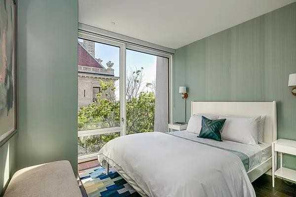 W 113th St #929 - Photo 5 of 20