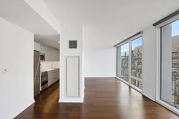 W 113th St #1621 - Photo 5 of 20