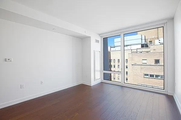 W 113th St #1204 - Photo 2 of 20