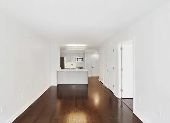 W 113th St #721 - Photo 3 of 20