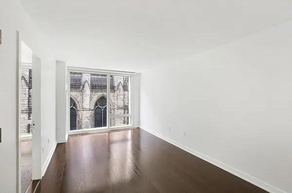 W 113th St #721 - Photo 4 of 20