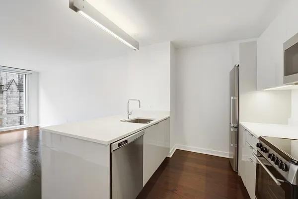 W 113th St #721 - Photo 6 of 20