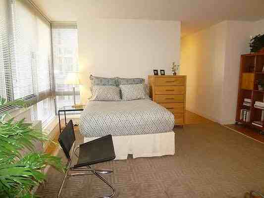 Lexington Ave #10Q - Photo 3 of 20