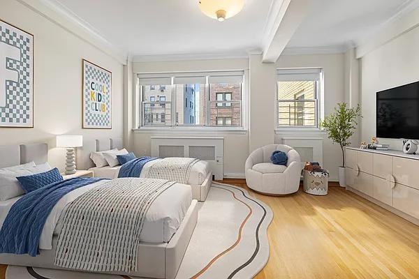 E End Ave #09JK - Photo 7 of 20