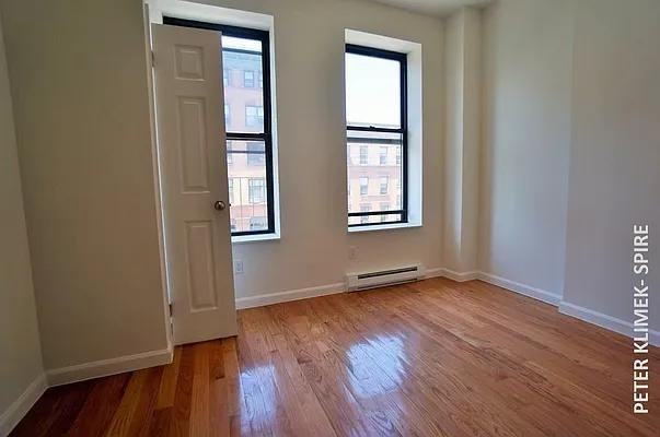 W 108th St #31 - Photo 2 of 13