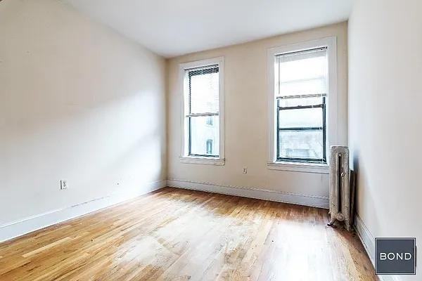 W 108th St #51 - Photo 6 of 15