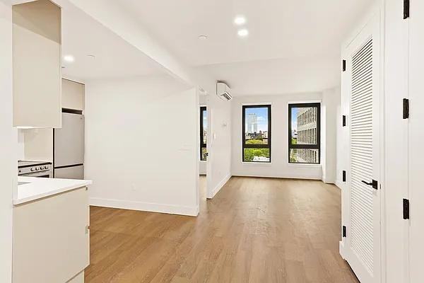 Hope St #514 - Photo 5 of 20