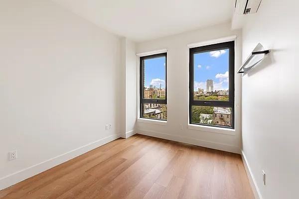 Hope St #514 - Photo 6 of 20