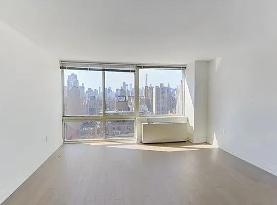 E 86th St #019B - Photo 2 of 16