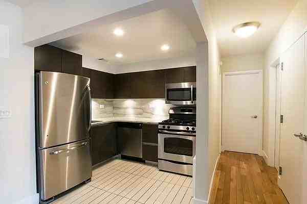 E 65th St #007E - Photo 3 of 20