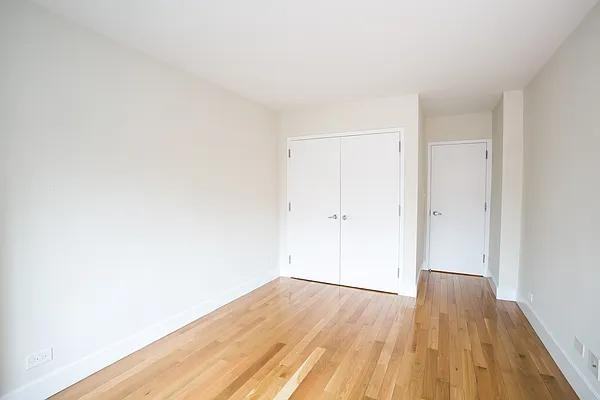 E 65th St #007E - Photo 6 of 20