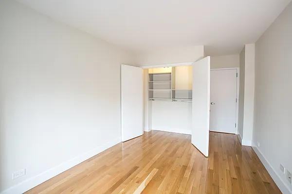 E 65th St #007E - Photo 7 of 20