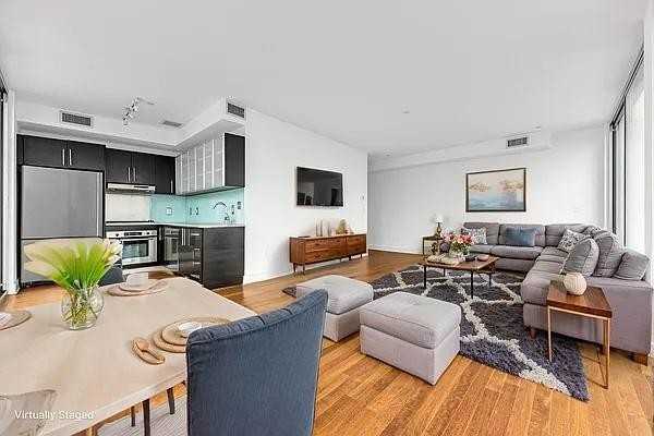 Gold St #PHD - Photo 2 of 18