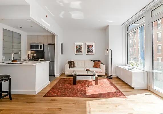 E 74th St #14F - Photo 2 of 20