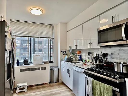 York Ave #5C - Photo 3 of 20