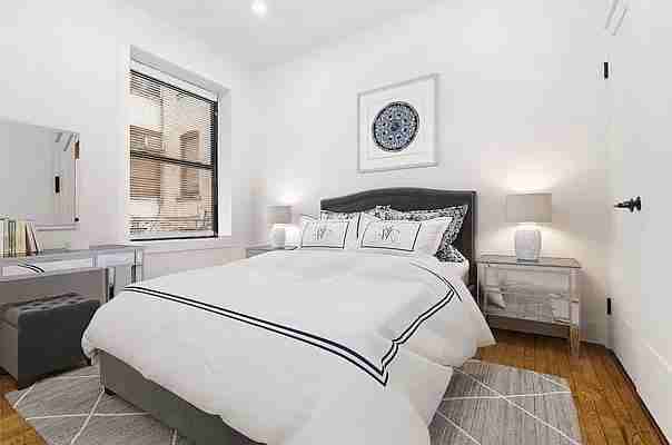 Tiemann Pl #6N - Photo 2 of 20