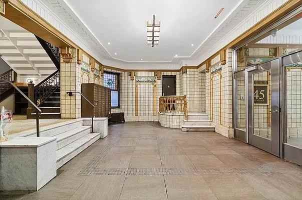 Tiemann Pl #6N - Photo 6 of 20