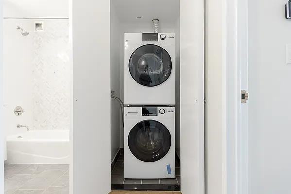 Riverside Blvd #1217 - Photo 6 of 7