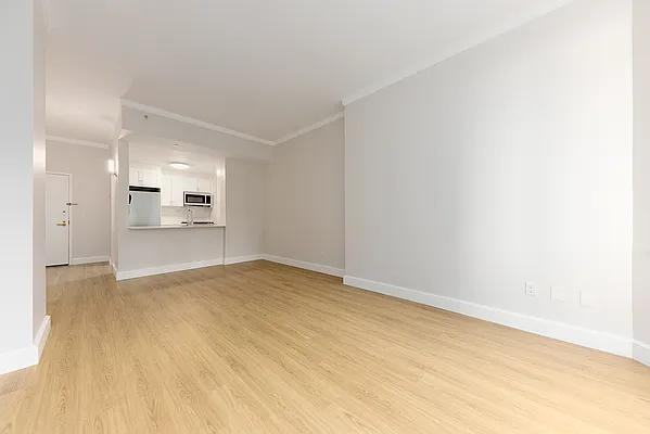 Riverside Blvd #627 - Photo 3 of 11