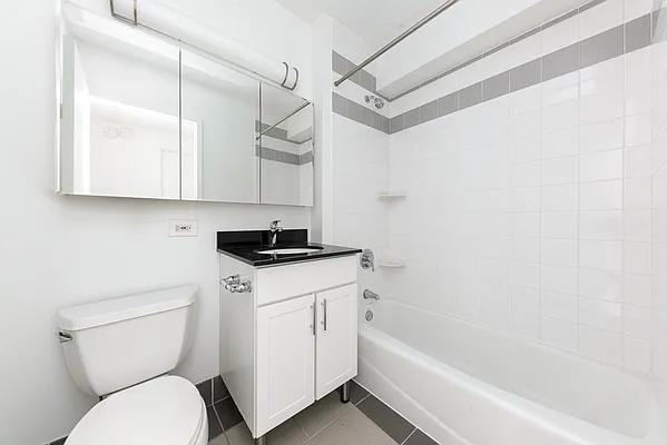 Riverside Blvd #1227 - Photo 7 of 18