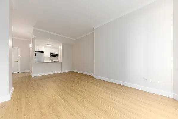 Riverside Blvd #327 - Photo 3 of 6